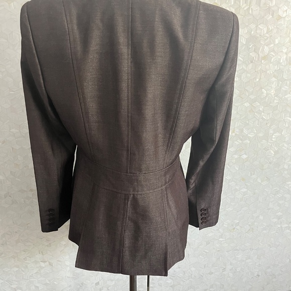 Brown Jacket by OSCAR DE LA RENTA - Picture 3 of 8